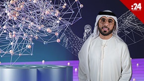 الإمارات تتحدى عمالقة الذكاء الاصطناعي